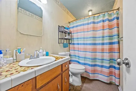 221 Whispering Hills Boulevard Bowling Green KY 42104