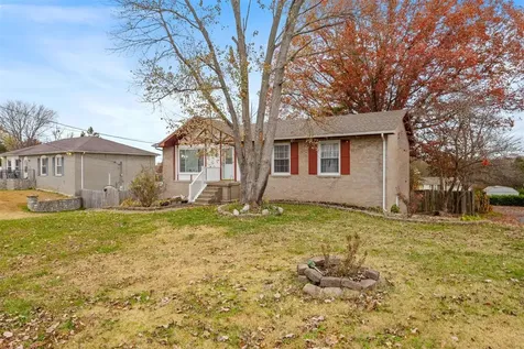 221 Whispering Hills Boulevard Bowling Green KY 42104