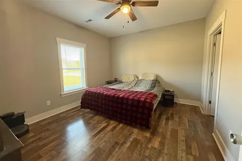 5550 Brownsford Road Scottsville KY 42164