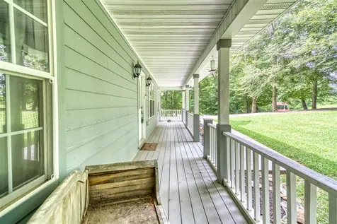 529 Cliffside Drive Russell Springs KY 42642