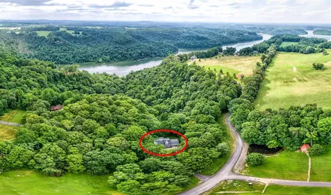529 Cliffside Drive Russell Springs KY 42642