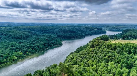 529 Cliffside Drive Russell Springs KY 42642