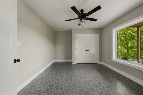 192 Twin Oaks Drive Mammoth Cave KY 42259