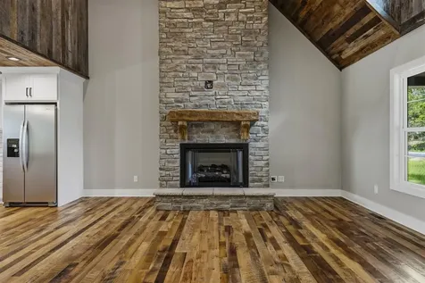 192 Twin Oaks Drive Mammoth Cave KY 42259