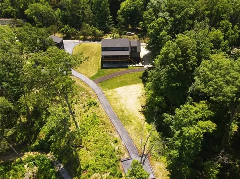192 Twin Oaks Drive Mammoth Cave KY 42259
