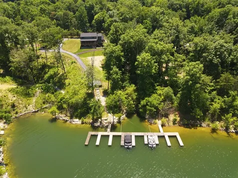 192 Twin Oaks Drive Mammoth Cave KY 42259