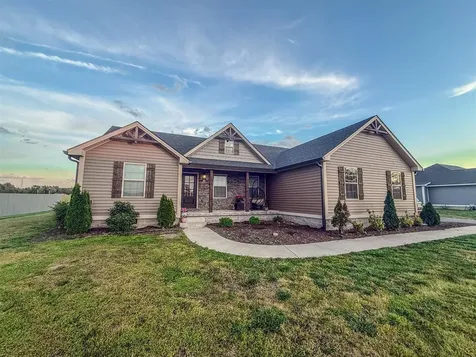 184 Greenbriar Lane Smiths Grove KY 42171
