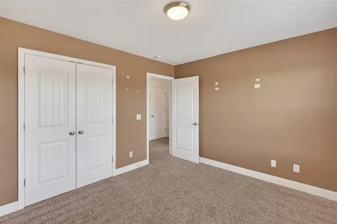 1360 Winnipeg Way Bowling Green KY 42101