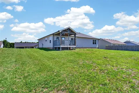 1360 Winnipeg Way Bowling Green KY 42101