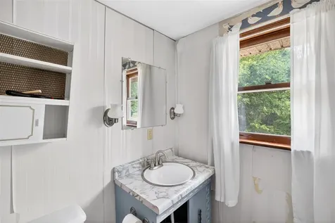 27 Rone Lane Morgantown KY 42261
