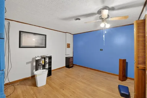 27 Rone Lane Morgantown KY 42261