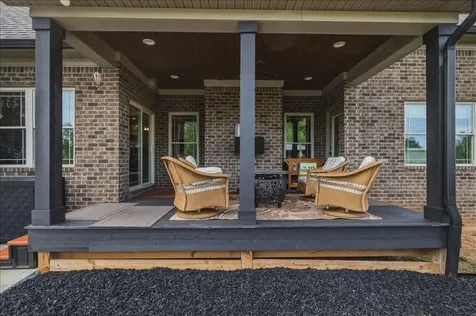 82 Pikes Peak Way Bowling Green KY 42104