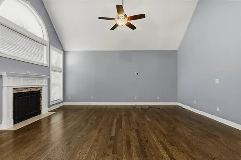 1000 Edgewater Lane Bowling Green KY 42104