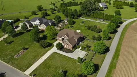 1000 Edgewater Lane Bowling Green KY 42104