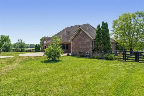 1000 Edgewater Lane Bowling Green KY 42104