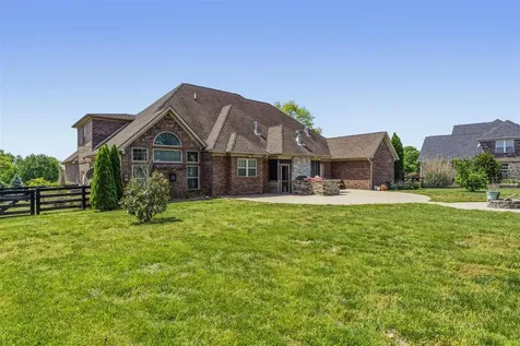 1000 Edgewater Lane Bowling Green KY 42104