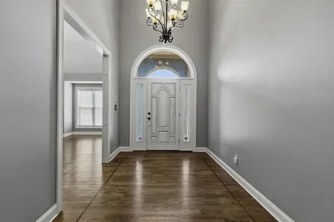 1000 Edgewater Lane Bowling Green KY 42104