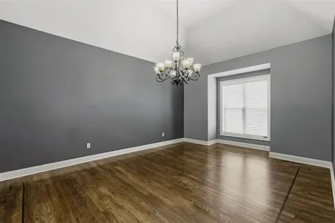 1000 Edgewater Lane Bowling Green KY 42104