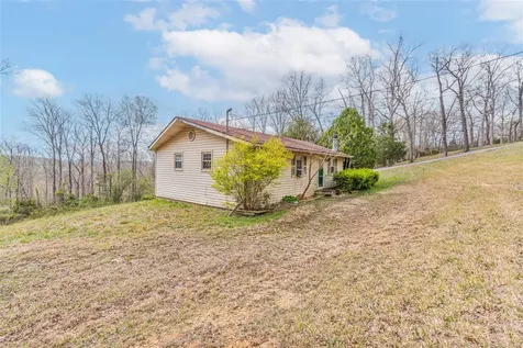 1599 Clarence O'dell Road Bowling Green KY 42101