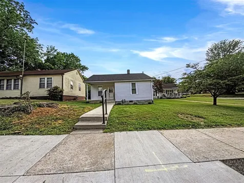 311 W Washington Street Munfordville KY 42765