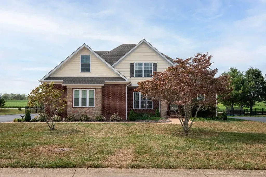 392 Roseberry Circle Bowling Green KY 42104