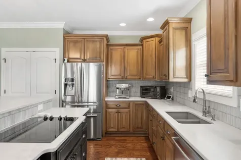 392 Roseberry Circle Bowling Green KY 42104