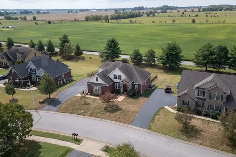 392 Roseberry Circle Bowling Green KY 42104