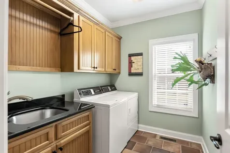 392 Roseberry Circle Bowling Green KY 42104