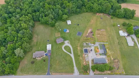 4702 Chandlers Road Auburn KY 42206
