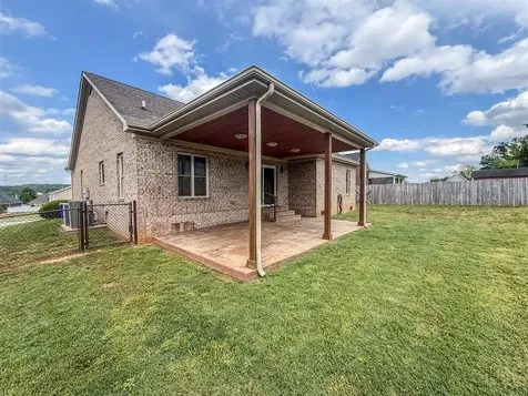 2861 Gunsmoke Trail Way Bowling Green KY 42101