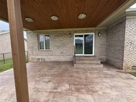 2861 Gunsmoke Trail Way Bowling Green KY 42101