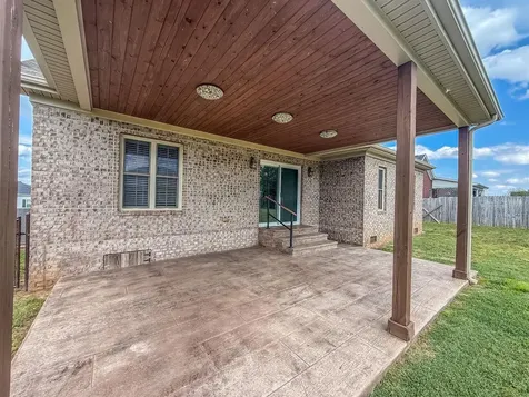 2861 Gunsmoke Trail Way Bowling Green KY 42101