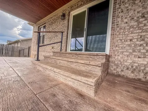 2861 Gunsmoke Trail Way Bowling Green KY 42101