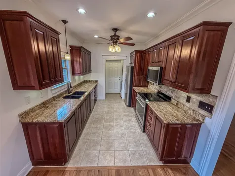 2861 Gunsmoke Trail Way Bowling Green KY 42101