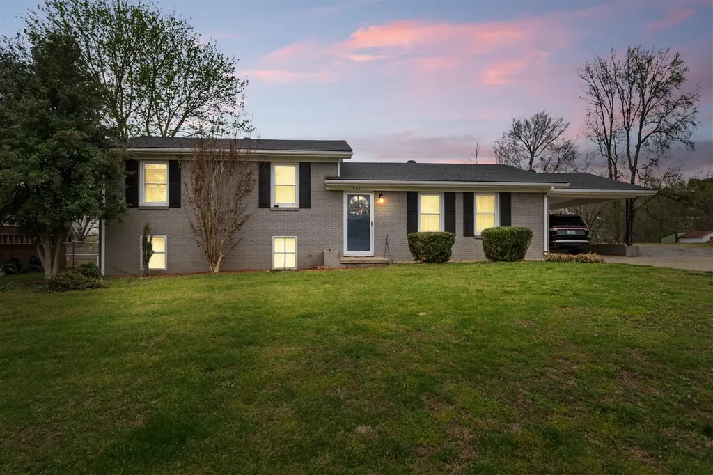 525 Charles Street Central City KY 42330