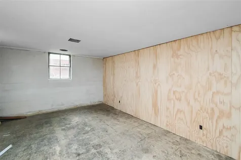 525 Charles Street Central City KY 42330