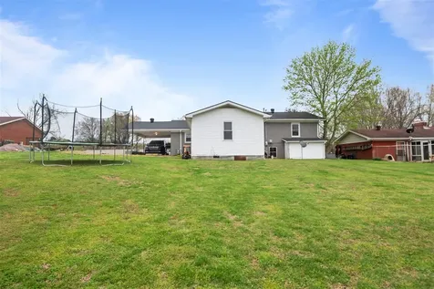 525 Charles Street Central City KY 42330