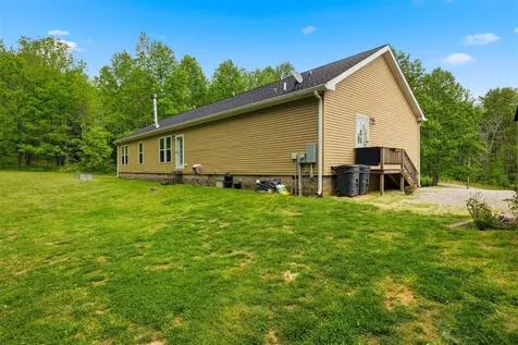 3950 Rube Smith Road Canmer KY 42722