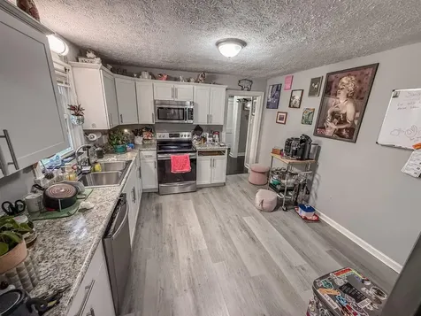 1467 N Sunrise Drive Bowling Green KY 42101