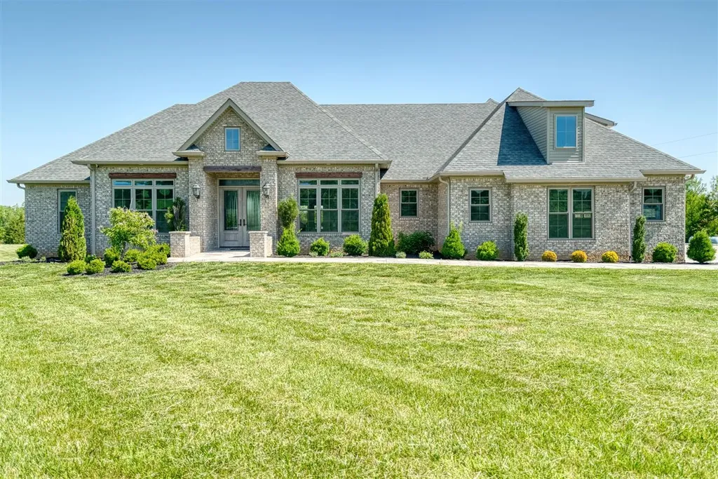 2257 Montgomery Road Auburn KY 42206