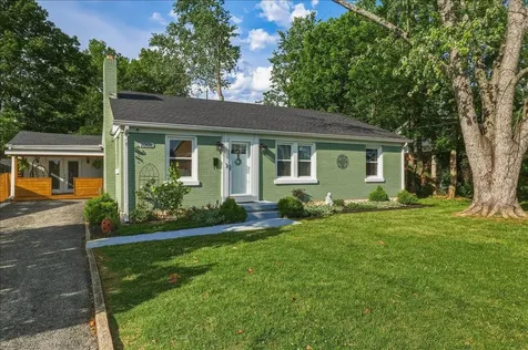 1008 Liberty Way Bowling Green KY 42104