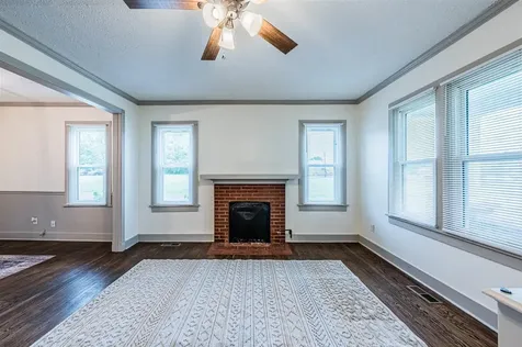 303 E Fourth Street Smiths Grove KY 42171