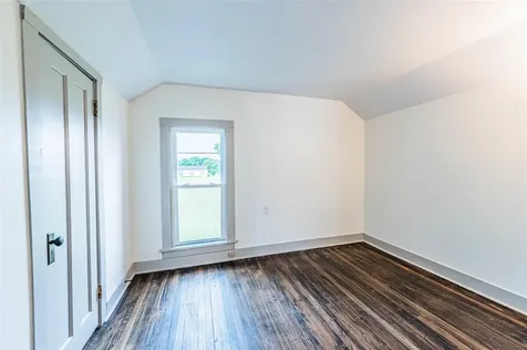 303 E Fourth Street Smiths Grove KY 42171