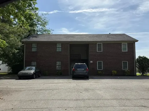 2600, 2601 Avalon Court Bowling Green KY 42103