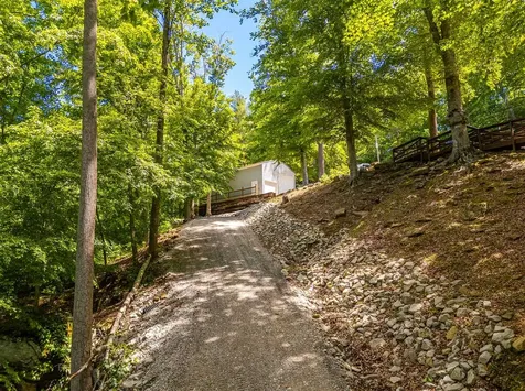 1589 Canyon Run Road Lewisburg KY 42256