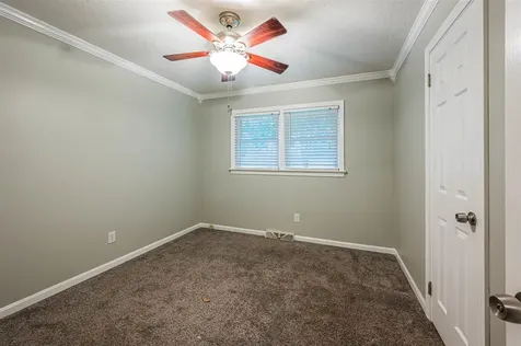 632 Morehead Road Bowling Green KY 42101