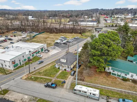 118 W 2nd Avenue Central City KY 42330
