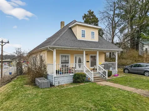 118 W 2nd Avenue Central City KY 42330