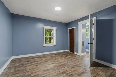 124 Lakeview Drive Glasgow KY 42141