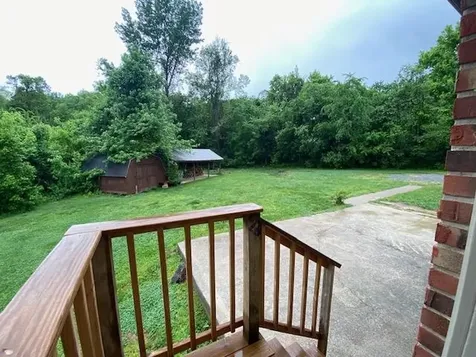 335 N 8th Street Central City KY 42330